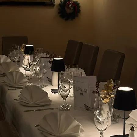 Schlee Hotel